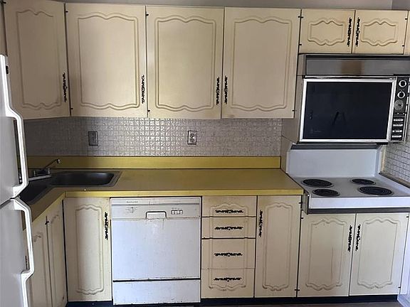 3rd image of 1151 Appleseed Ln APT D