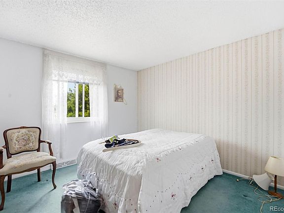 4th image of 10931 Tennyson Court