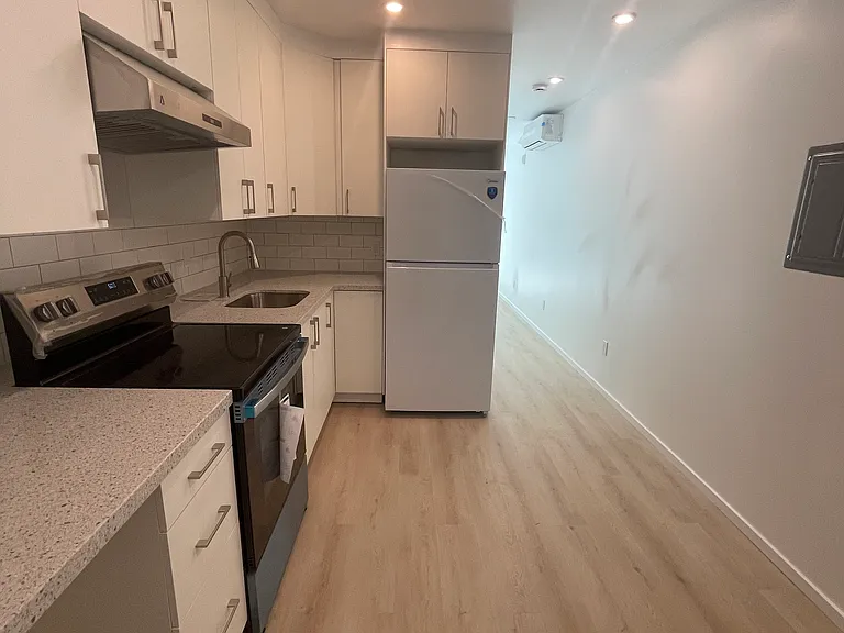 3334 San Bruno Ave #12 — Photo 2