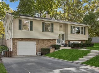 0N255 Peter Rd, Winfield, IL 60190