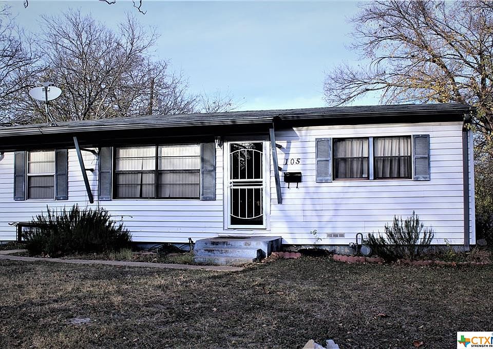 1st image of 105 E Fowler Ave
