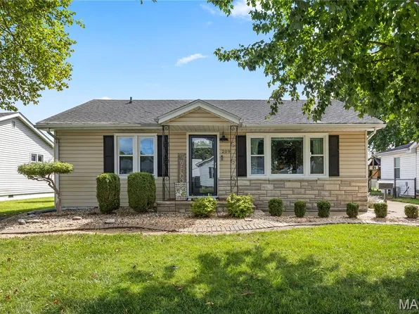 209 Lee St, Bethalto, IL 62010