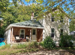 15767 Pruin St, Spring Lake, MI 49456