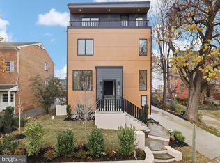818 N Edgewood St, Arlington, VA 22201