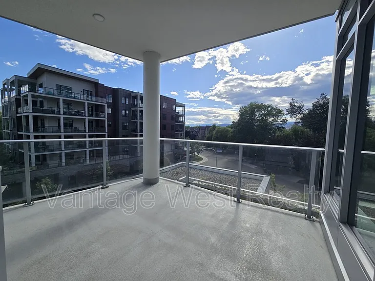 3699 Capozzi Rd #406 — Photo 24