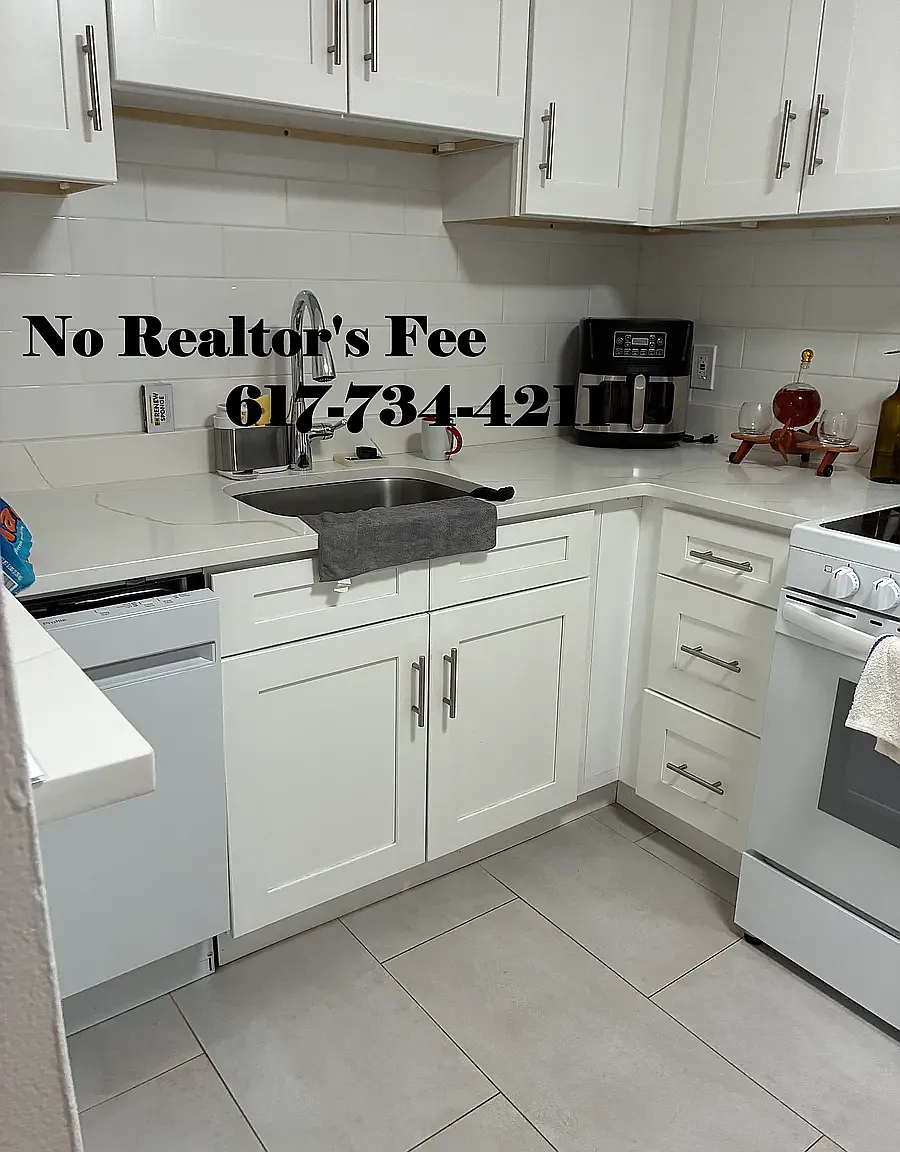 245 N Beacon Street — Photo 1