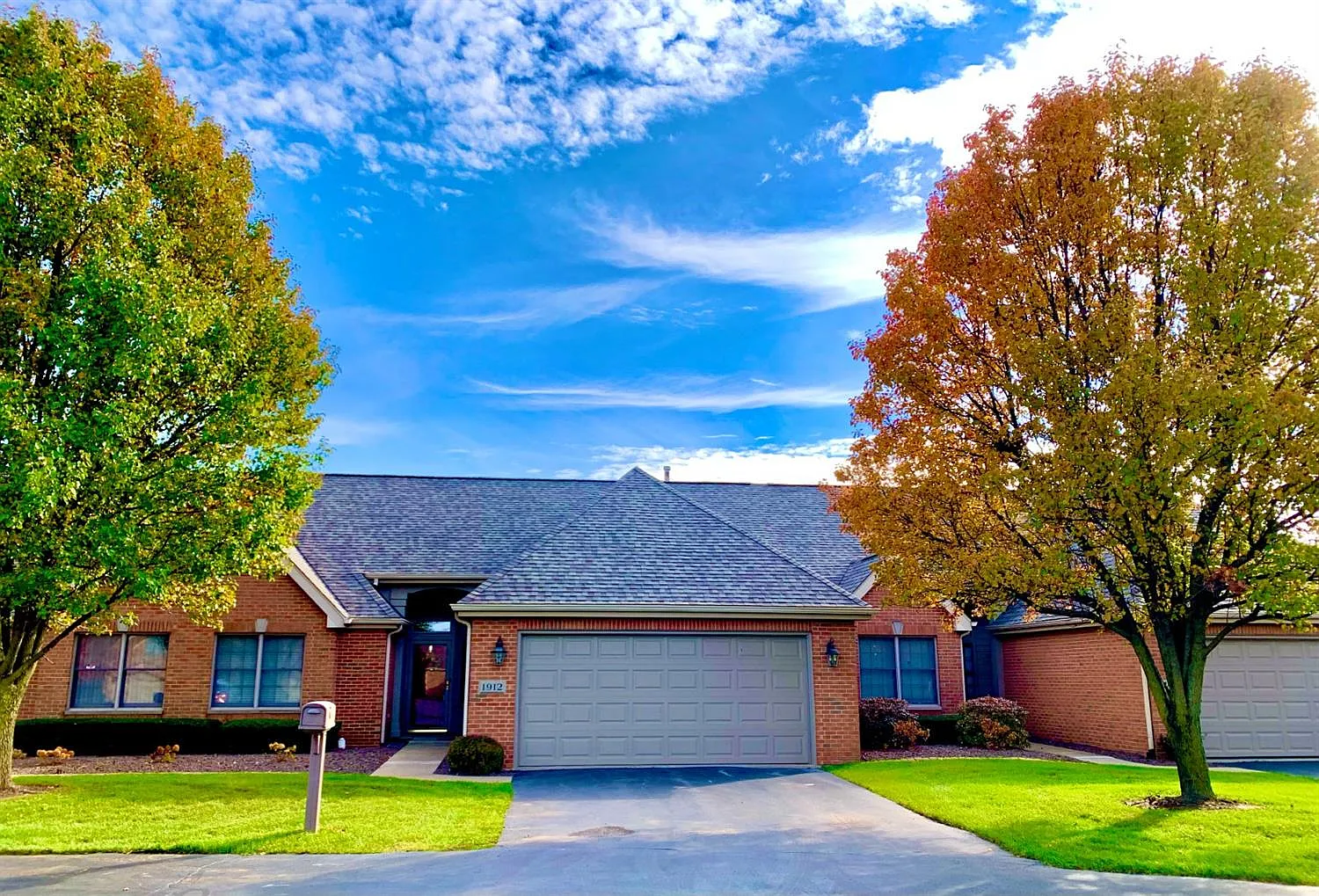 1912 Windfield Dr photo 1