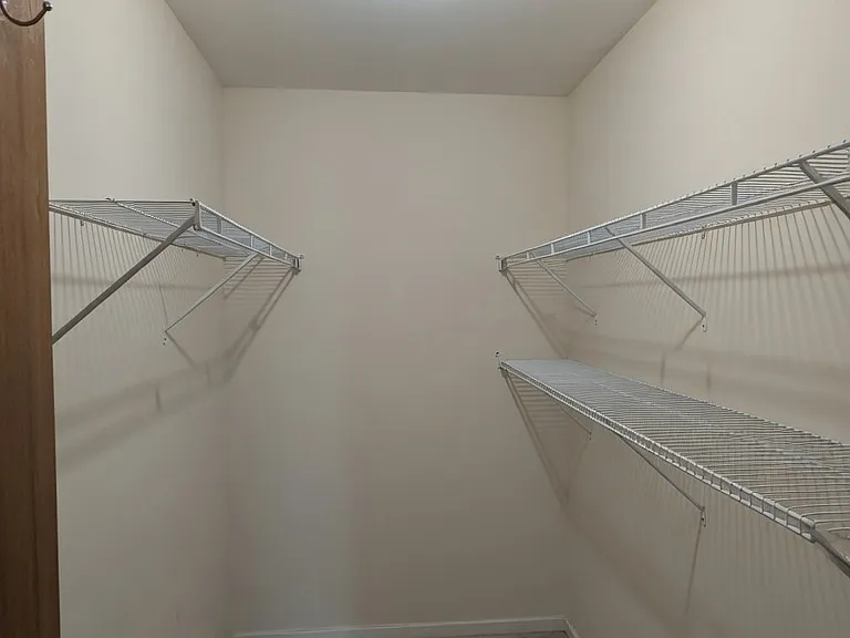 150 Winchester Dr #150 — Photo 11