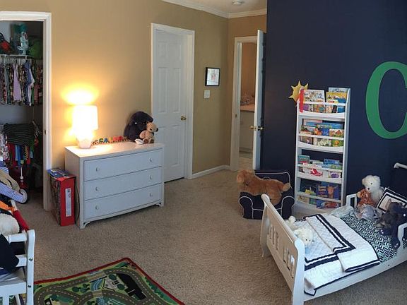 Guest/2nd bedroom