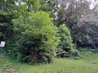 2732 Willocks Ave, Maryville, TN 37804