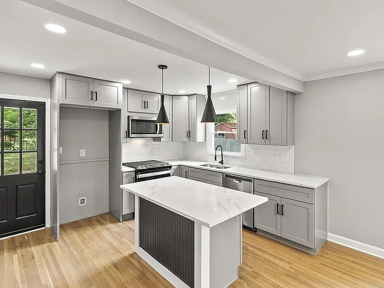 4111 Sudbury Rd — Photo 12