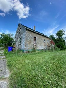2642 E Willis St, Detroit, MI, 48207
