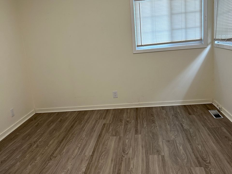 1st image of 265 Elder Ave