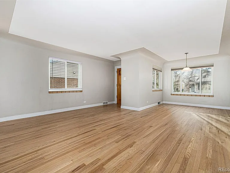 1150 S Jackson St — Photo 3
