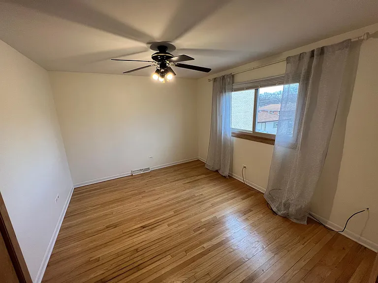 653 N Northwest Hwy #1 — Photo 15