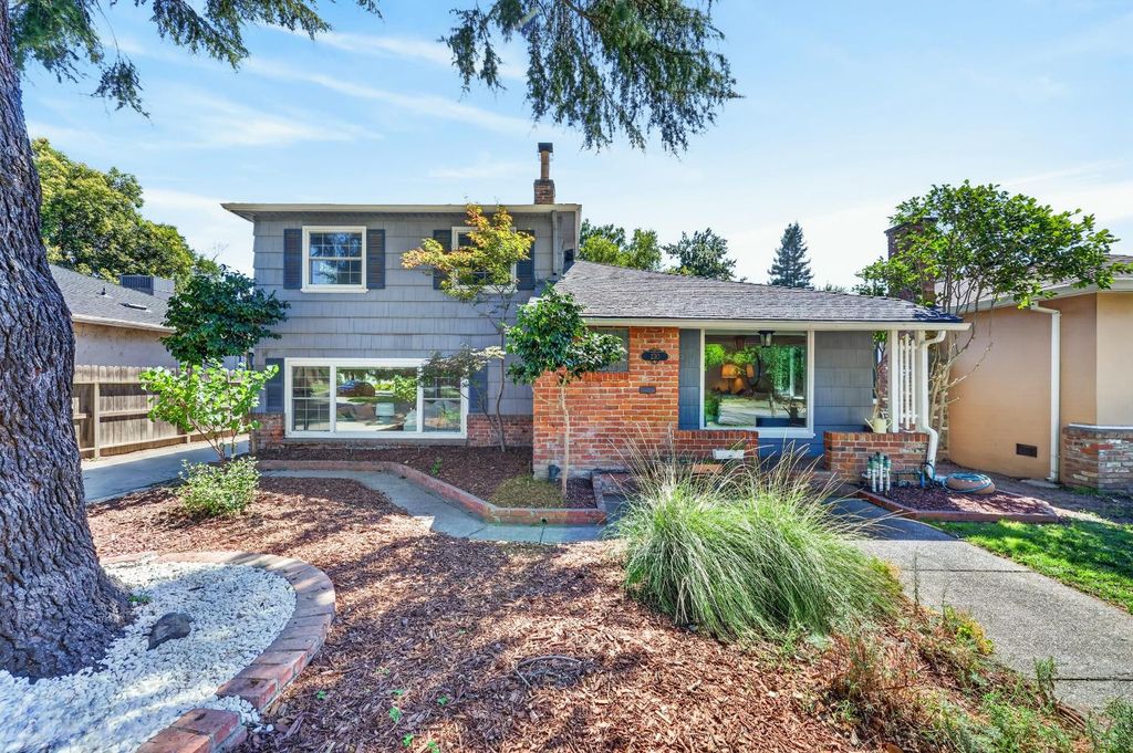230 Meister Way, Sacramento, CA