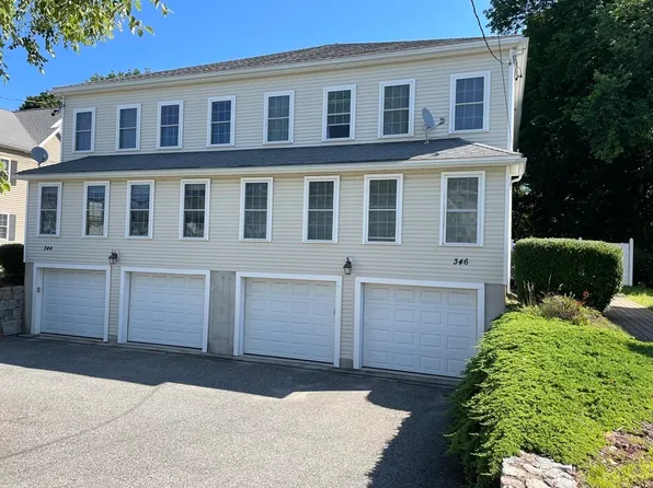 346 Hunnewell St Unit 346, Needham Heights, MA 02494