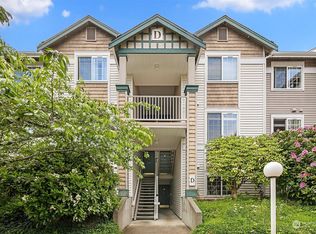 25235 SE Klahanie Blvd APT D103, Sammamish, WA