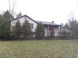 6335 Jeffers Rd, Swanton, OH 43558