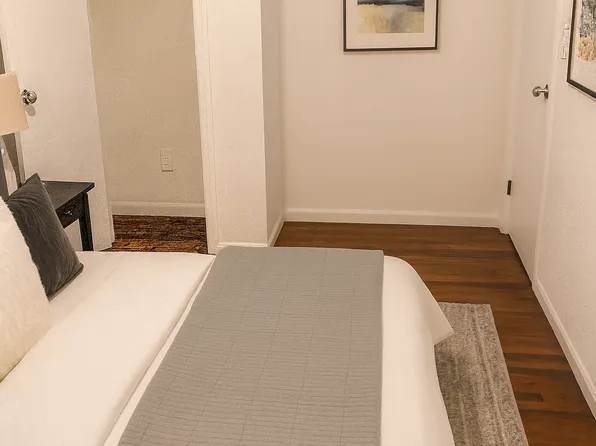 364 Huntington Avenue image 6 of 8