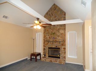 204 Garden Hill Dr, Albany, GA 31705
