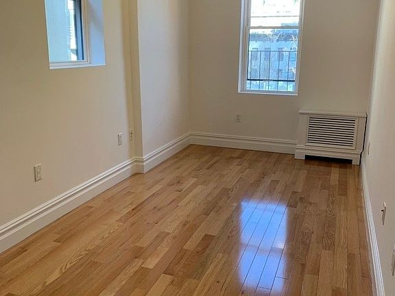 5th image of 423 E 83rd St APT 4C