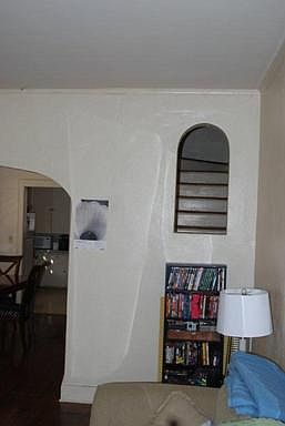 2nd image of 616 W Lafayette St APT B