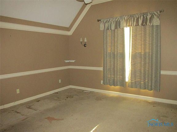 5th image of 7944 Honeysuckle Ln