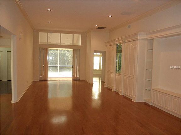 4th image of 1717 Starling Dr #1717