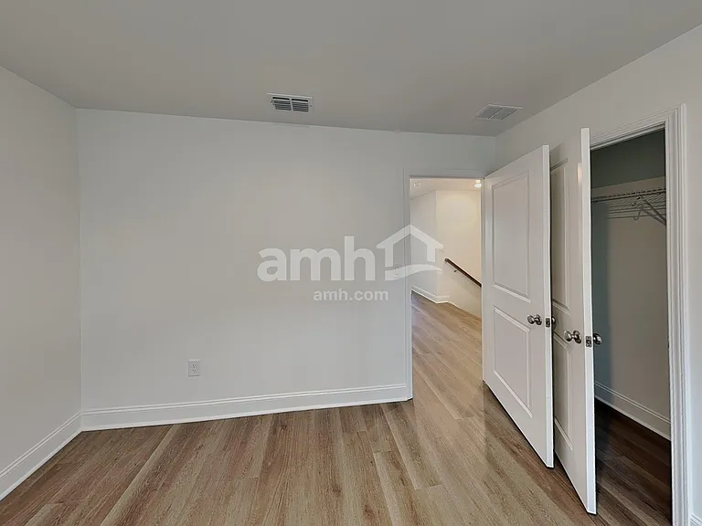 1409 Aquamarine Dr — Photo 17