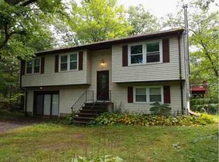 62 W Chippen Hill Rd, Burlington, CT 06013