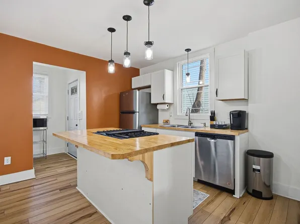 1576 Greenway Ave, Columbus, OH 43203