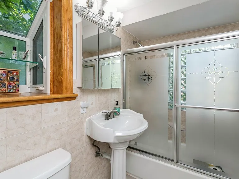 26 Pleasant Ave — Photo 21
