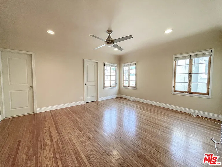 219 S Hamilton Dr #2 — Photo 6