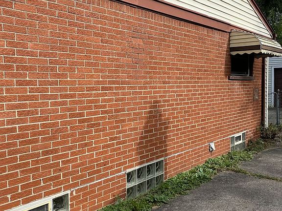 2nd image of 317 W Princeton Ave