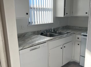 2730 NE 42nd St, Kansas City, MO 64117