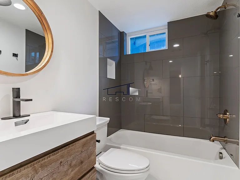 3075 Polk Ave — Photo 25