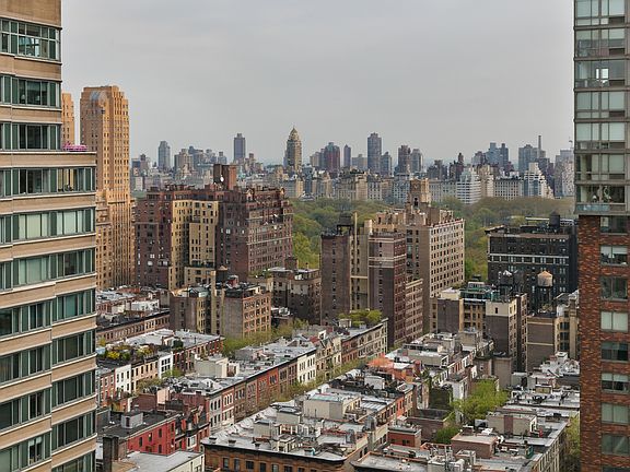 5th image of 1991 Broadway Frnt B
