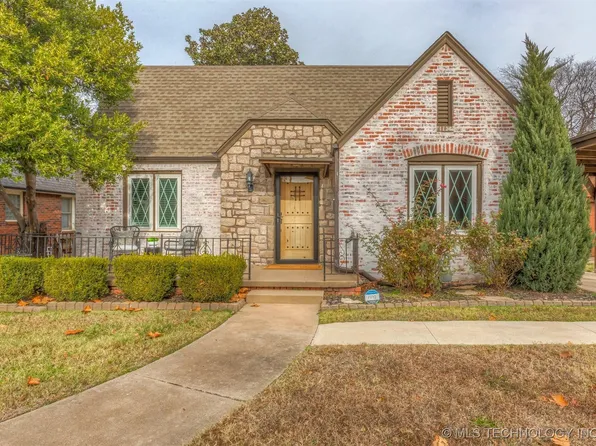 2735 E 13th Pl, Tulsa, OK 74104