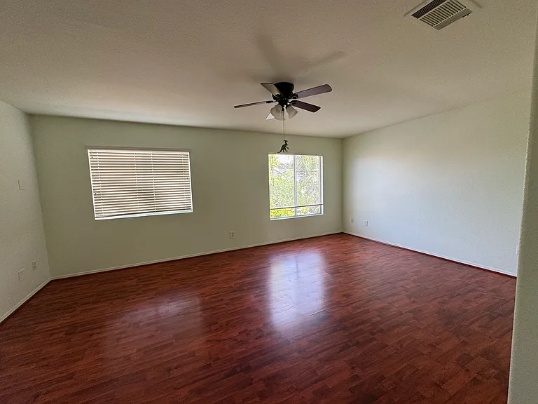 5773 Carolinas Ln — Photo 11