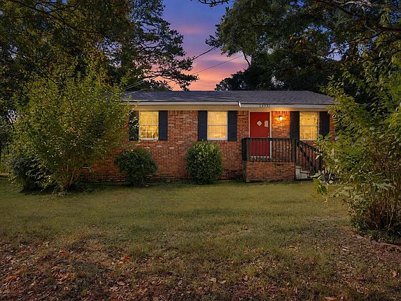 2nd image of 435 Murphys Ln