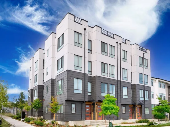 1300 E Remington Court #B, Seattle, WA 98122