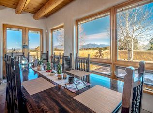 98 Calle Mirador, Ranchos De Taos, NM 87557