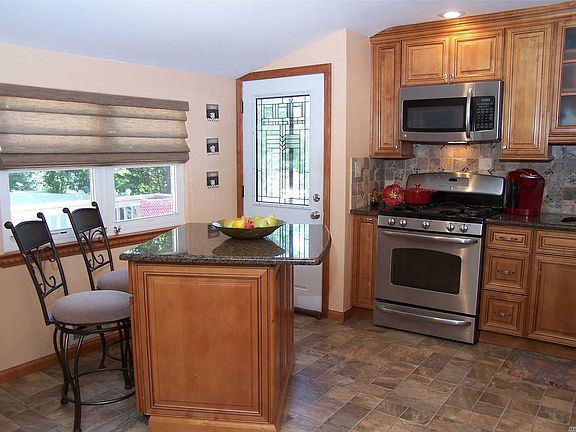 3rd image of 5 Owl Ln