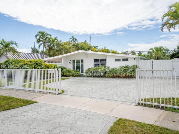 11430 SW 46th St, Miami, FL 33165