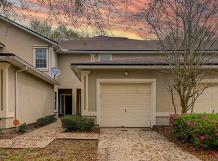 4731 Playpen Dr, Jacksonville, FL 32210