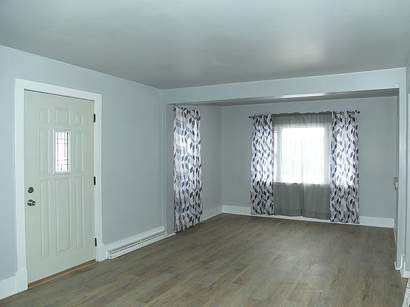 4th image of 1425 Johnson St