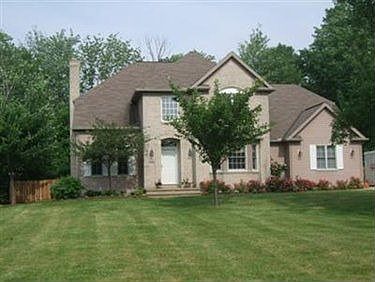 2nd image of 9425 Airlane Dr