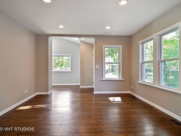 2nd image of 532 S Princeton Ave