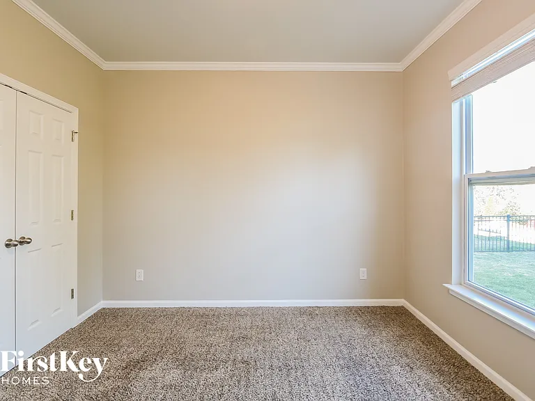 1023 Potomac Rd — Photo 12